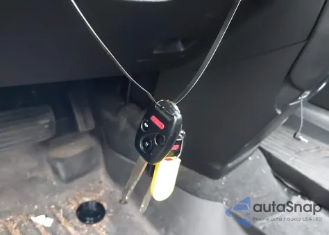 2006 Honda Cr-V Lx from USA, damaged, VIN JHLRD78556C033333